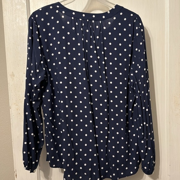 Old Navy Blouse - Picture 5 of 5